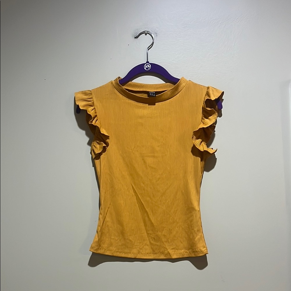 🎆3 for $10SHEIN Ruffle Sleeve Mustard Top